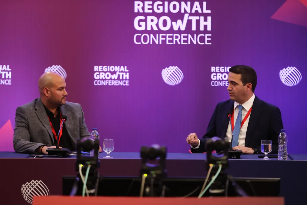 Δείτε φωτογραφίες από την πρώτη ημέρα του Regional Growth Conference Δείτε φωτογραφίες από την πρώτη ημέρα του Regional Growth Conference