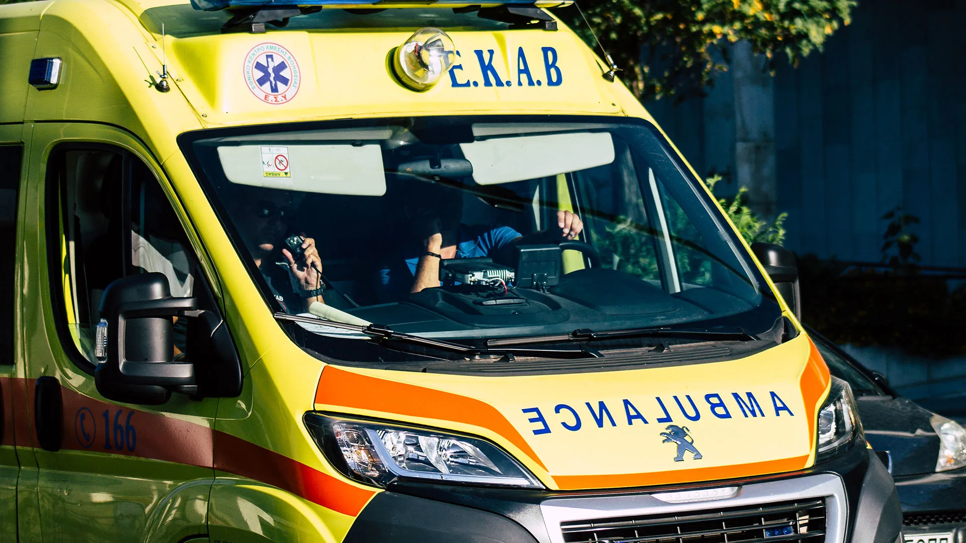 Μωρό και ηλικιωμένος τραυματίστηκαν σε τροχαίο στον Πύργο ΦΩΤΟ
