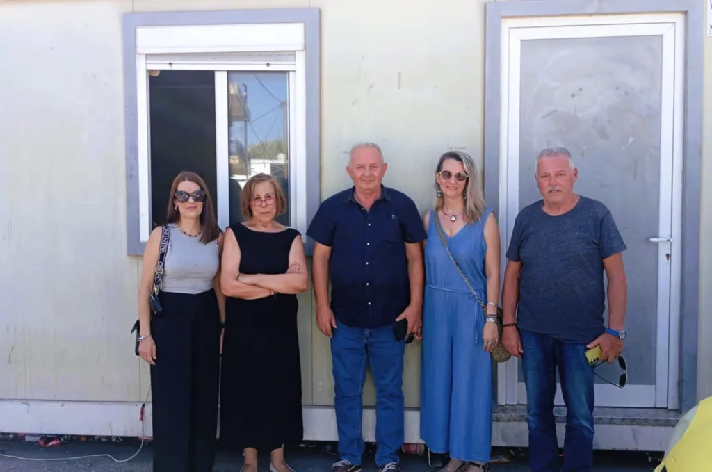 Αμαλιάδα: 36 παιδιά Ρομά εμβολιάστηκαν στη συνοικία Παπακαυκά, μέσω του προγράμματος “Υγεία για Όλους” Αμαλιάδα: 36 παιδιά Ρομά εμβολιάστηκαν στη συνοικία Παπακαυκά, μέσω του προγράμματος “Υγεία για Όλους”