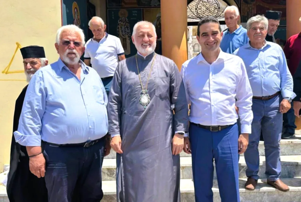Ο Αρχιεπίσκοπος Αμερικής κ.κ. Ελπιδοφόρος στην Απιδούλα για τη στήριξη της αναστύλωσης του Ιερού Ναού Κοιμήσεως της Θεοτόκου Ο Αρχιεπίσκοπος Αμερικής κ.κ. Ελπιδοφόρος στην Απιδούλα για τη στήριξη της αναστύλωσης του Ιερού Ναού Κοιμήσεως της Θεοτόκου