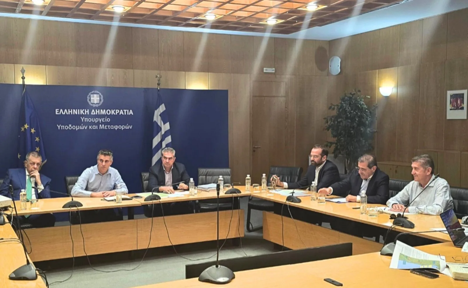 Σύσκεψη Περιφερειάρχη και Δημάρχων στο Υπουργείο Υποδομών εν όψει της παράδοσης των πρώτων 65 χλμ της Πατρών- Πύργου
