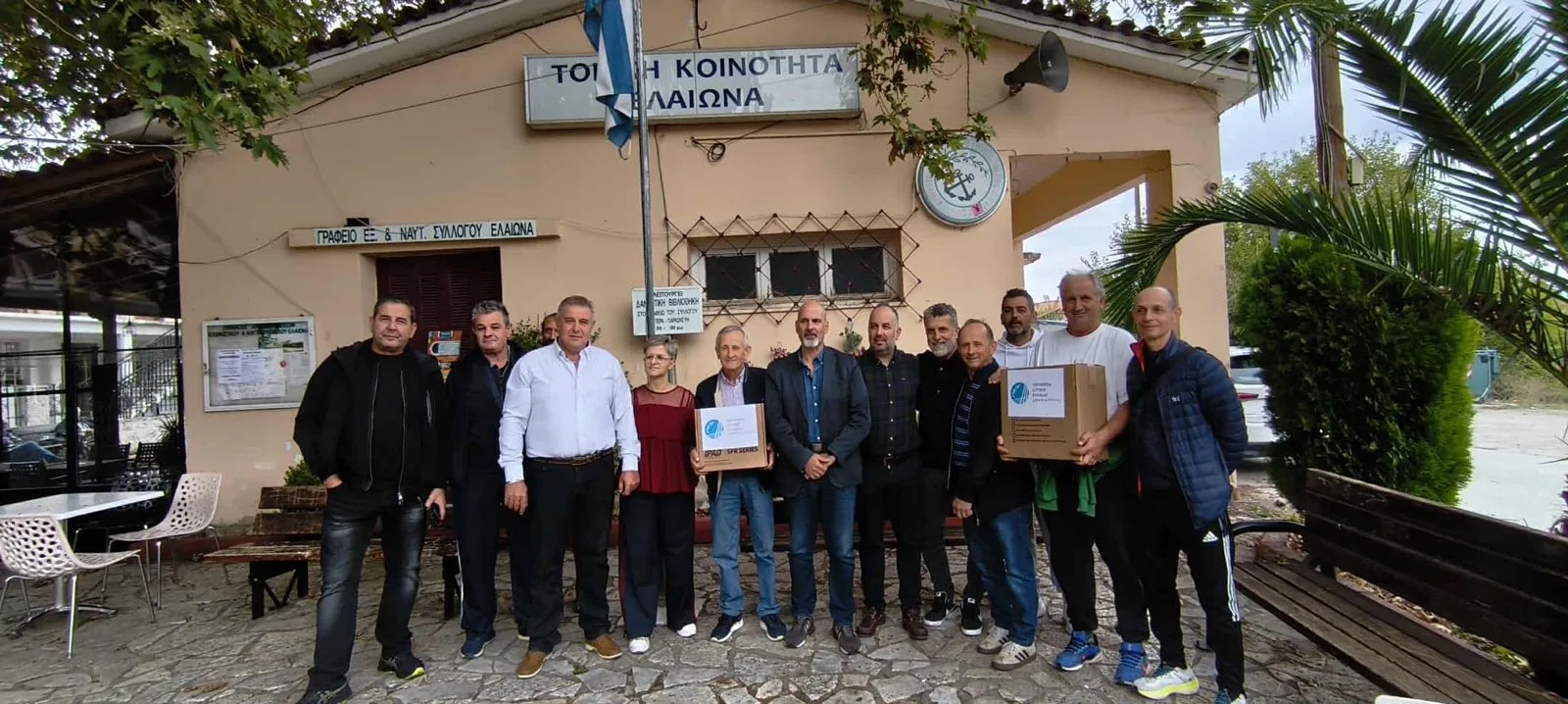 Νέοι απινιδωτές σε Πλάτανο και Ελαιώνα Αιγιαλείας από την Περιφέρεια Δυτικής Ελλάδας – Μπονάνος: «Προτεραιότητα η ανθρώπινη ζωή»