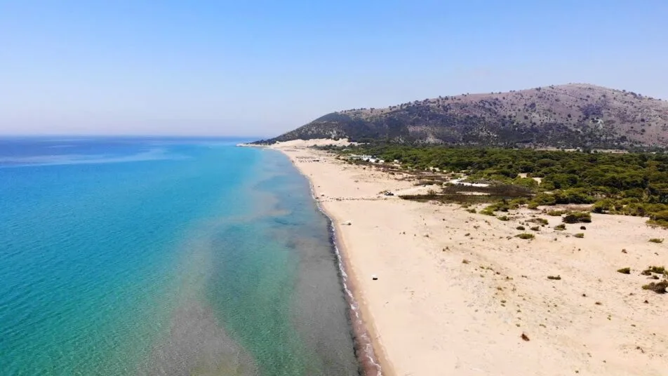 Παράλιο Μέτωπο Αχαΐας και Ηλείας: Τρεις δήμοι ενώνουν τις δυνάμεις τους