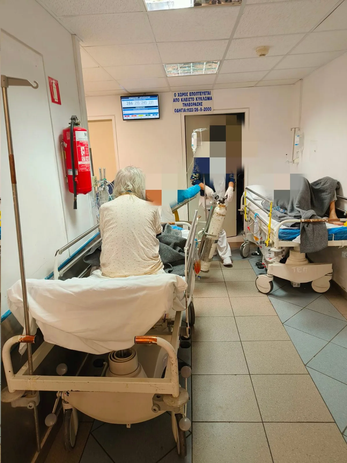 ΕΙΝΑ: 215 διακομιδές σ’ ένα μήνα από Πύργο – Πάτρα, ασθενείς σε ράντζα επί 3ημερο ΦΩΤΟ