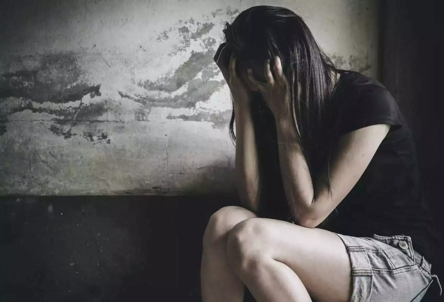 Σοκ στον Πύργο:Χειροπέδες σε δύο ανήλικους για απόπειρα βιασμού – Η καταγγελία της 16χρονης