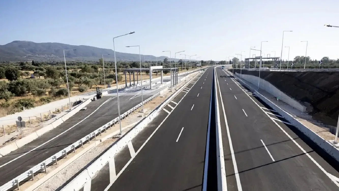 Τραυματισμός αλλοδαπού στην Πατρών-Πύργου: Επιχείρησε να διασχίσει πεζός τον αυτοκινητόδρομο