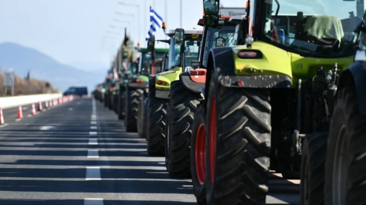 Αγρότες: Σήκωσαν τις μπάρες στα διόδια σε Ρίο και Πύργο