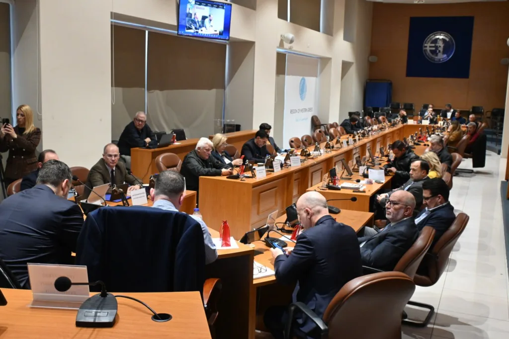 Εγκρίθηκε ο Προϋπολογισμός της ΠΔΕ για το 2026 - Ν. Φαρμάκης: «Κάνουμε κάθε χρόνο ένα βήμα προς τα εμπρός»