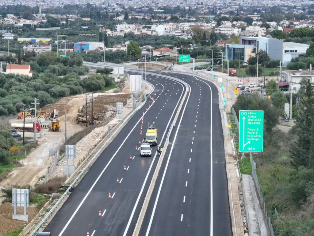 Ελεύθερη για διέλευση η νέα Πατρών – Πύργου: Ορόσημο για τη Δυτική Ελλάδα ΦΩΤΟ Ελεύθερη για διέλευση η νέα Πατρών – Πύργου: Ορόσημο για τη Δυτική Ελλάδα ΦΩΤΟ
