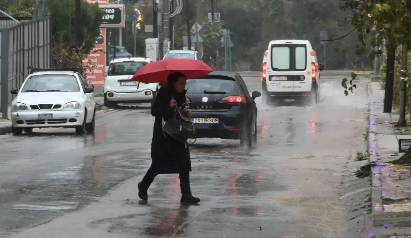 Έκτακτο Δελτίο Επιδείνωσης Καιρού: Σε αυξημένη ετοιμότητα η Περιφέρεια Δυτικής Ελλάδας