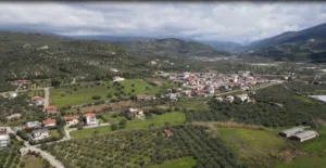 Ανεμοστρόβιλος σήκωσε στον αέρα ΙΧ, εικόνες τρόμου στο Γιαννιτσοχώρι Ηλείας, ΦΩΤΟ, ΒΙΝΤΕΟ