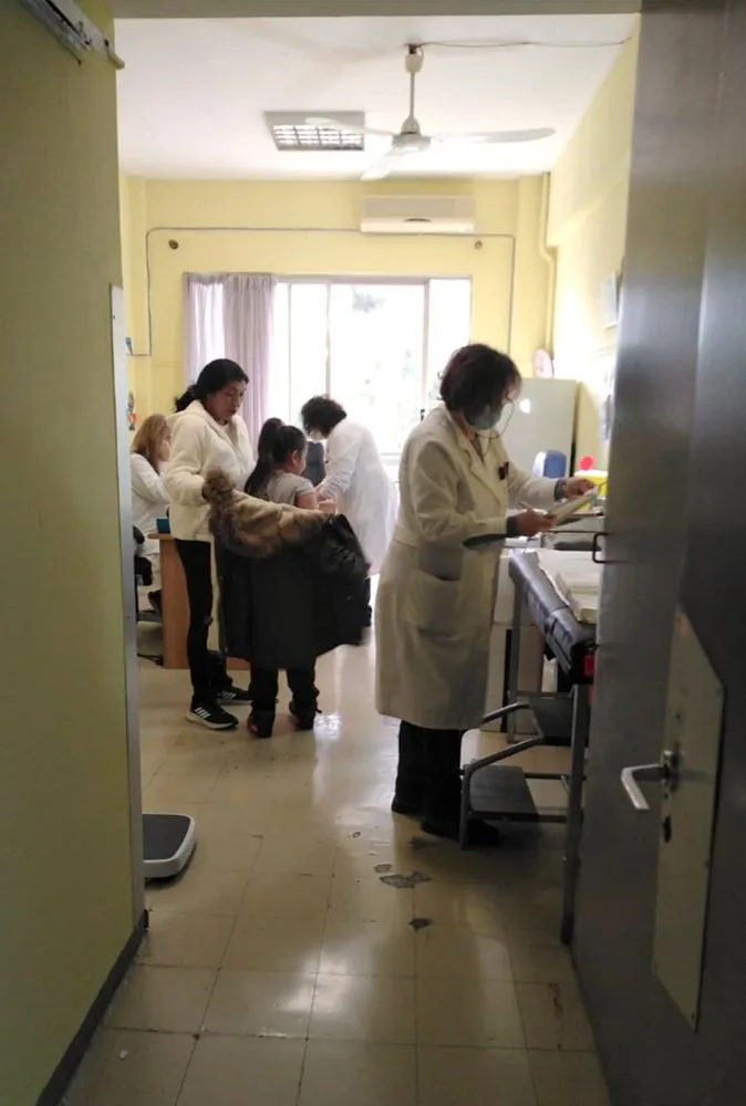 Εμβολιαστική παρέμβαση για παιδιά Ρομά στα Τσιχλεΐκα: Πρωτοβουλία του Δήμου Ήλιδας για την υγεία και την ένταξη
