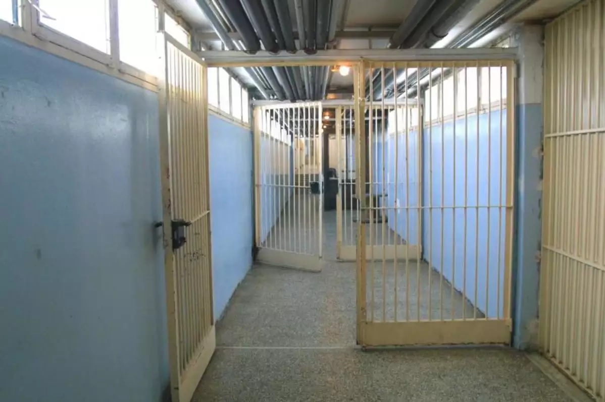 Προφυλακίστηκε στον Πύργο 48χρονος που αποπειράθηκε να σκοτώσει τη σύζυγό του