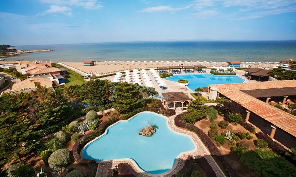 Ο Αλέξανδρος Αγγελόπουλος της Aldemar ανοίγει τα χαρτιά του για το αεροδρόμιο: «Μας ενδιαφέρει ο Αραξος»