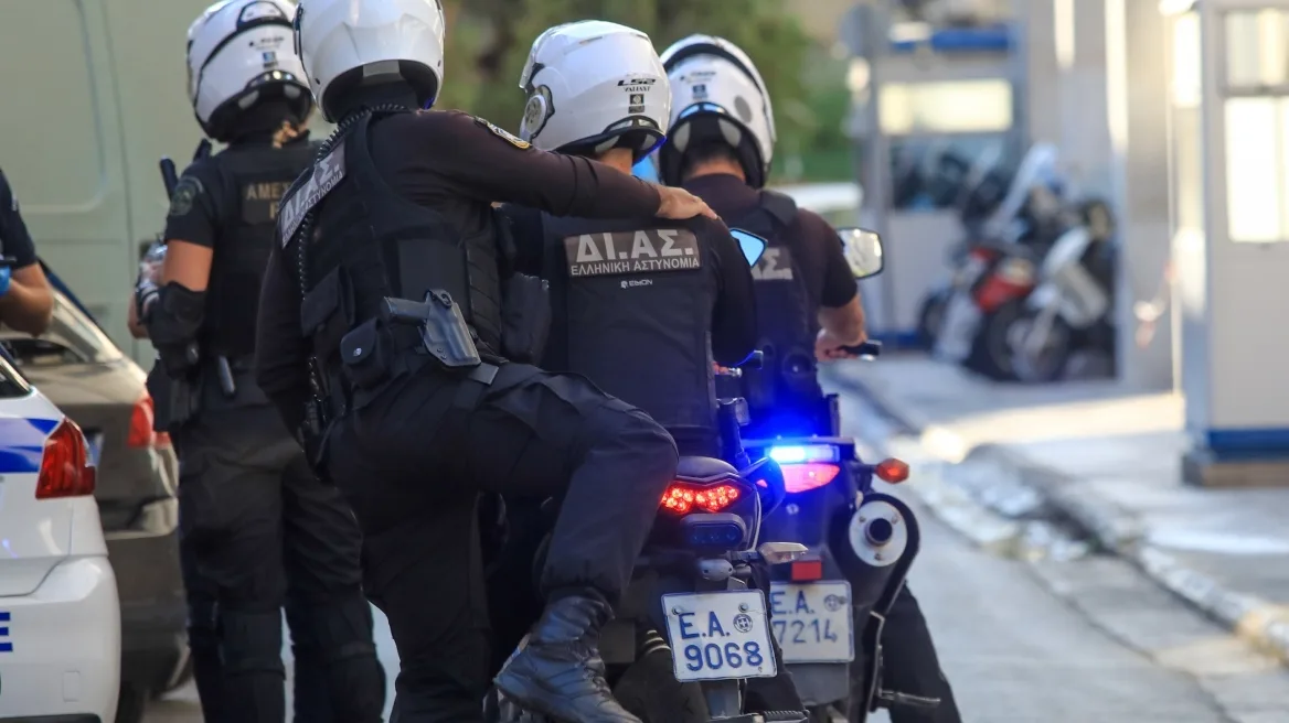 Τον λήστεψαν, τον ξυλοκόπησαν και του πήραν το διαβατήριο!