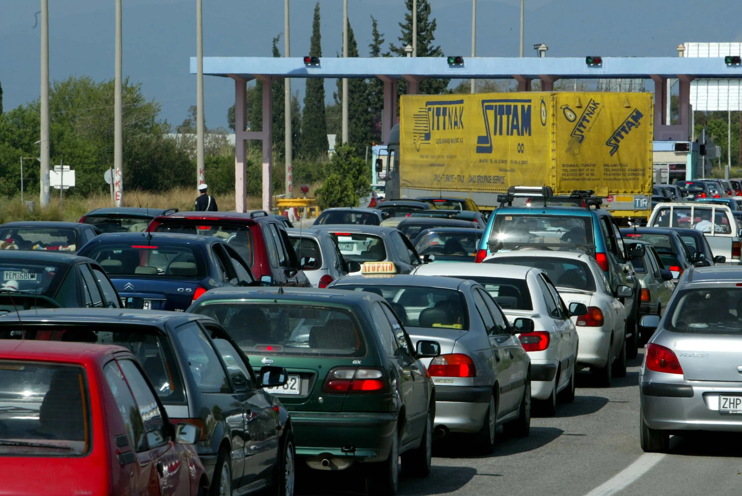 Έξοδος Πάσχα: Ακόμα και 25% ακριβότερες οι μετακινήσεις φέτος – Παραδείγματα με προορισμούς